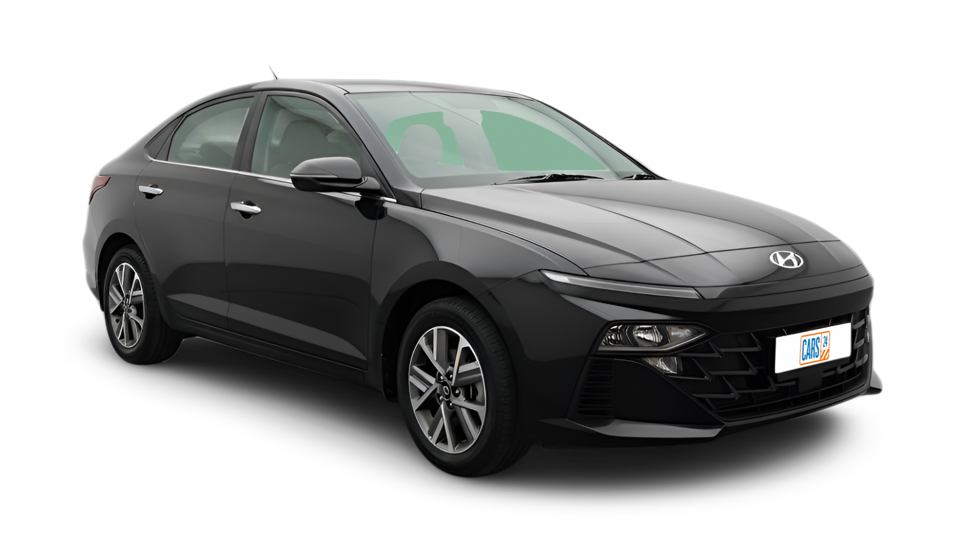 Hyundai Verna-img